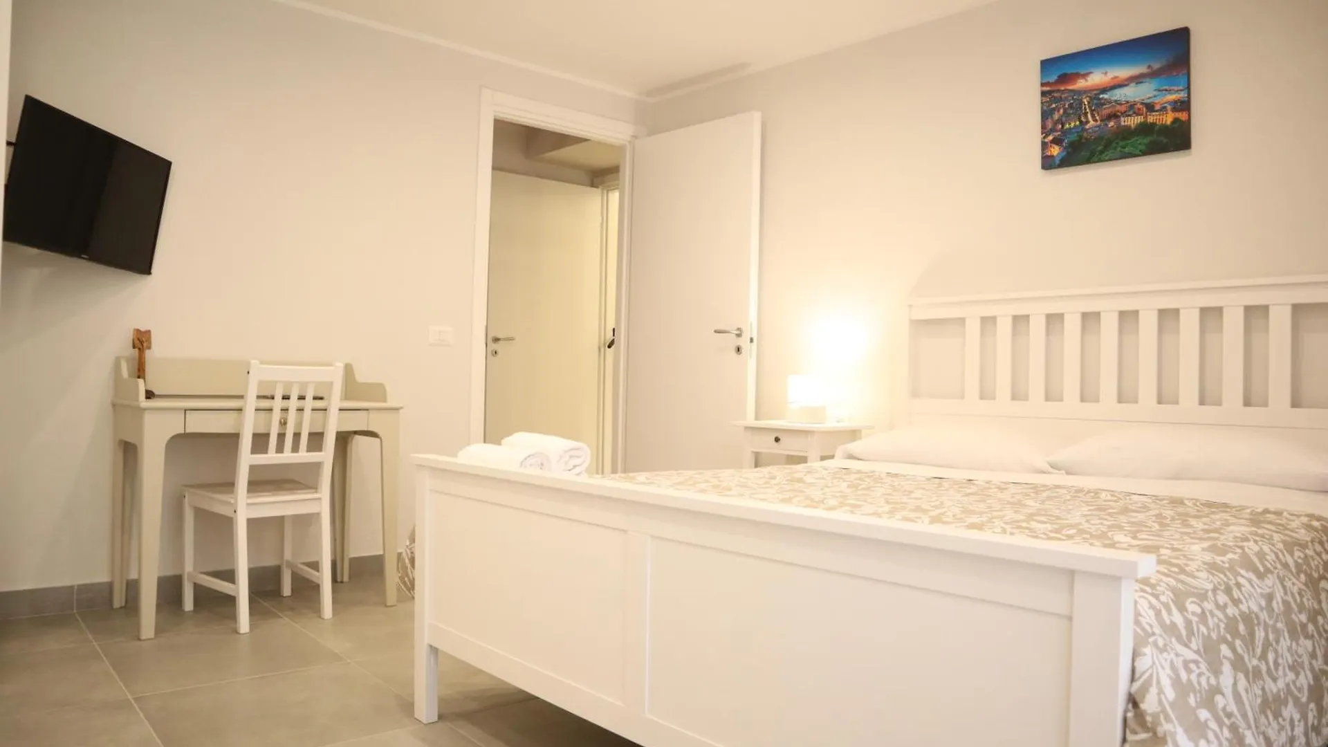 Vg Apartments Ercolano 0*,
